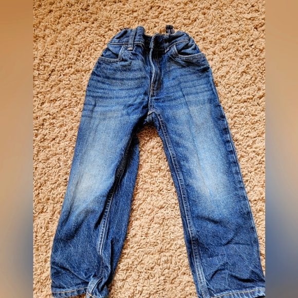 Kids Oshkosh Jeans- Classic Fit- size 4T - Picture 1 of 5